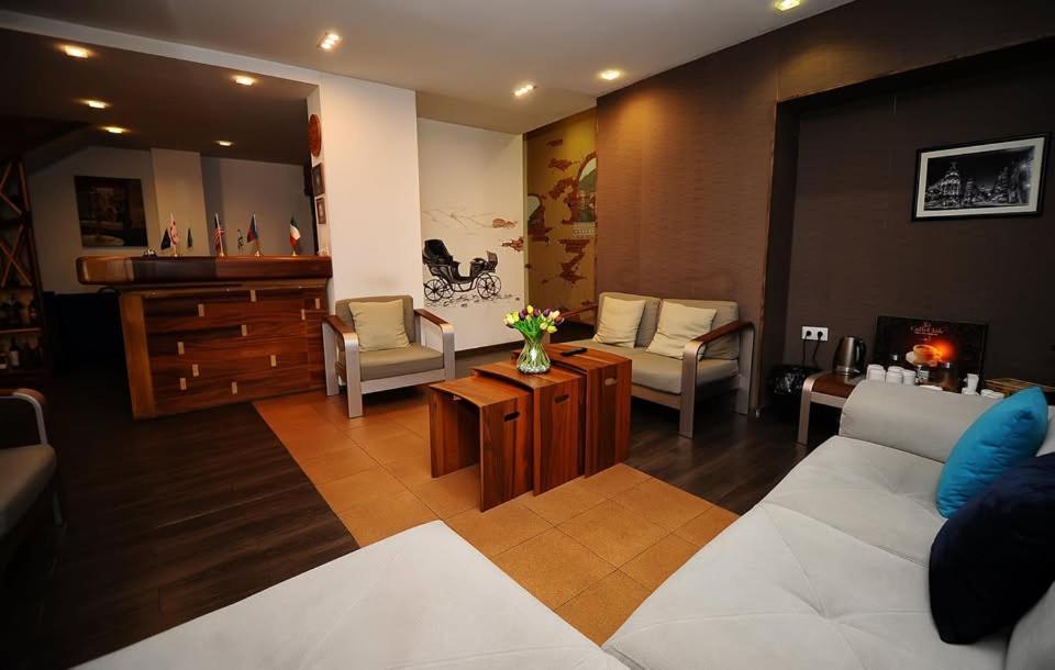Hotel Old Rustaveli Tbilisi Luaran gambar
